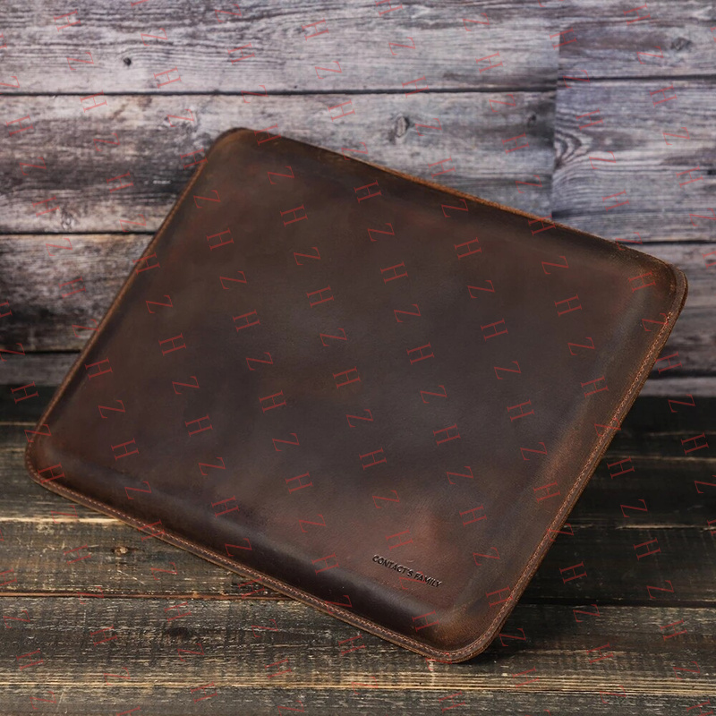 P+ 本革製ノートパソコンスリーブケース Apple Mac - Laptop Sleeve のレビューと価格
